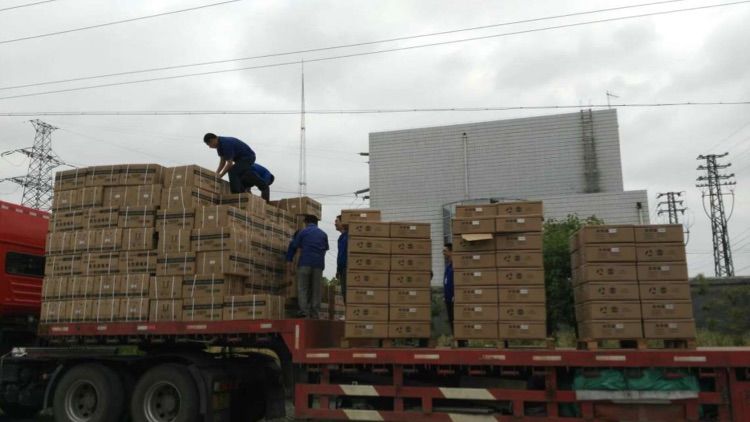 站在頂端，注意安全